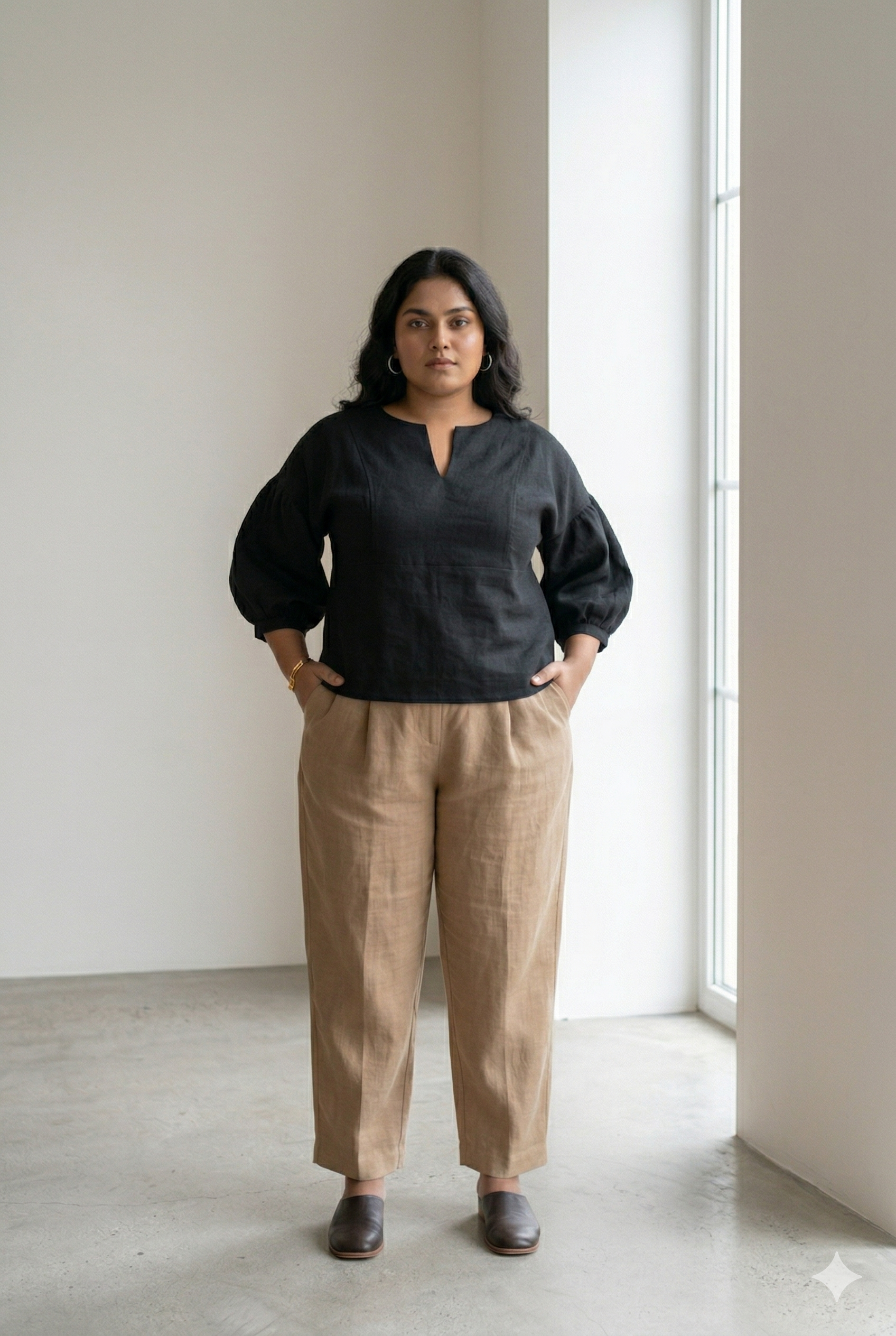 "Plus Size Black Premiu Cotton Tunic Top with Balloon Sleeves & V-Notch Neck"