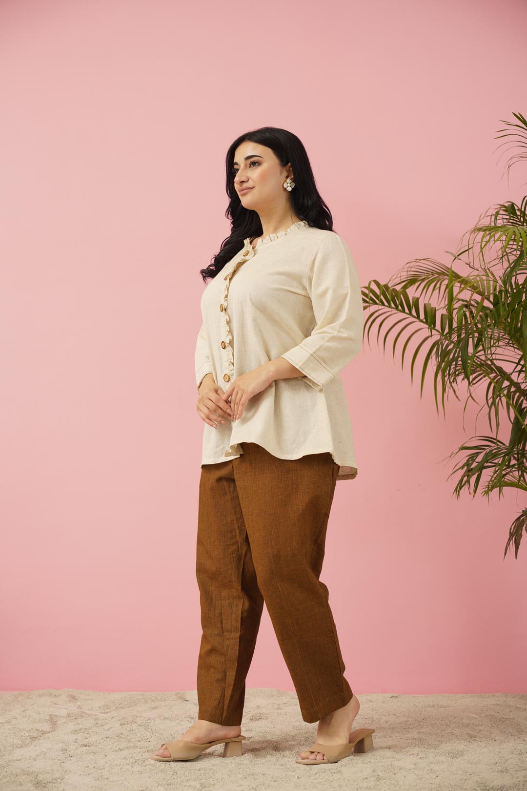 Artisanal Ruffle Detail Co-ord Set – Plus Size Premium Wear